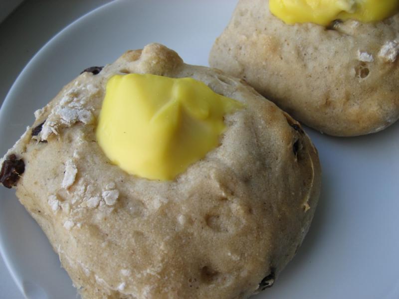 søt bakst med surdeig